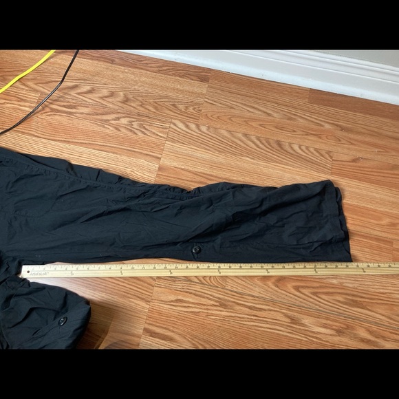 black pants - Picture 3 of 5